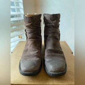 Born Cross Grey Peltro Distressed Size 7M